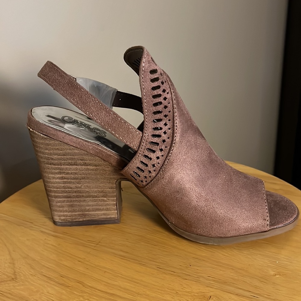 Carlos by Carlos Santana- Brown open toe pumps—Size 8